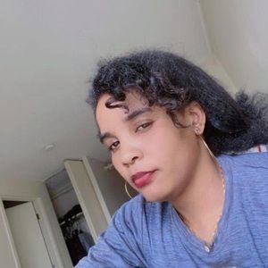 Meet your Posher, Harley